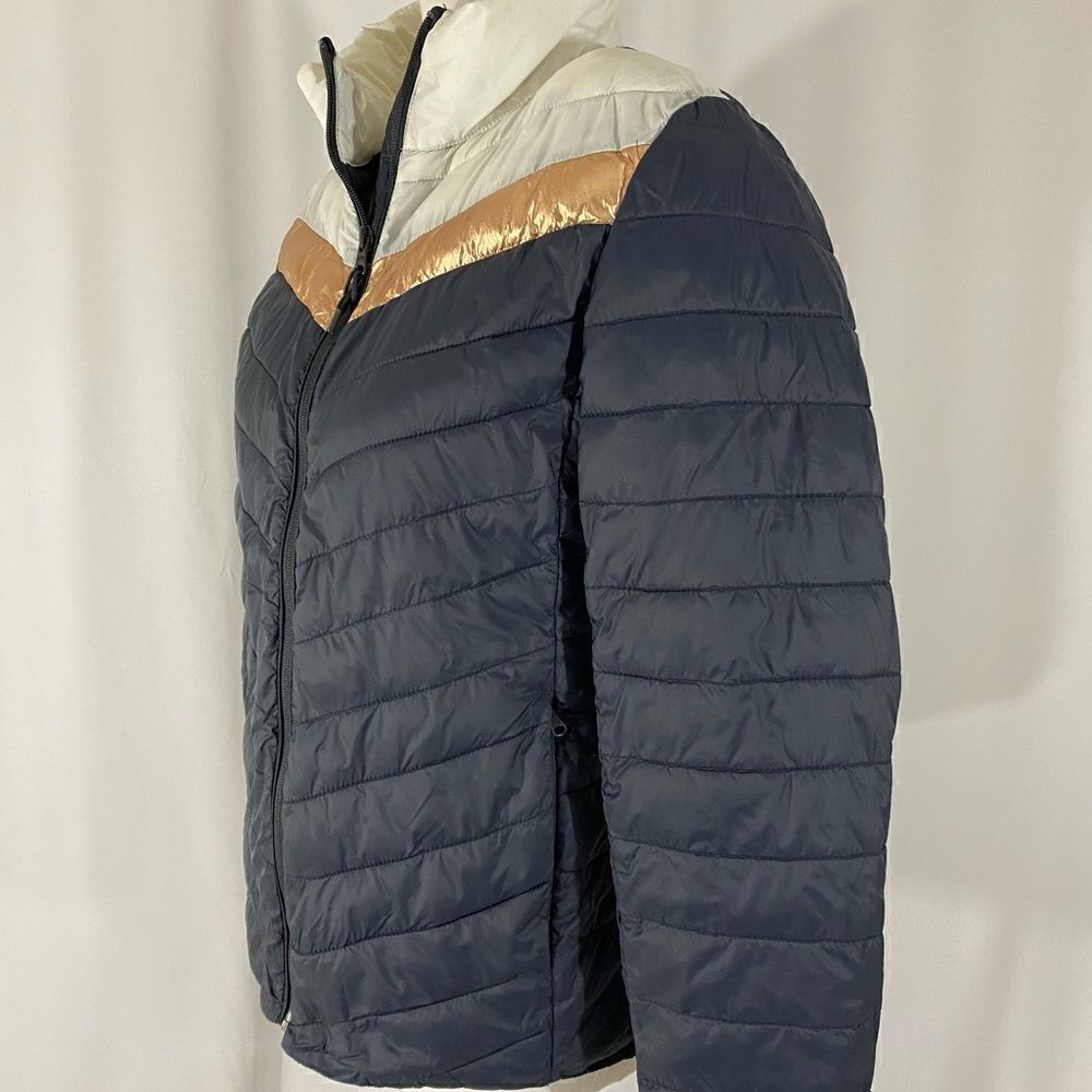 Old Navy Active Puffer Jacket - Picture 4 of 7